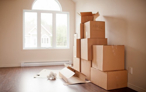 Affordable man with van in Hackney for residential and business moves