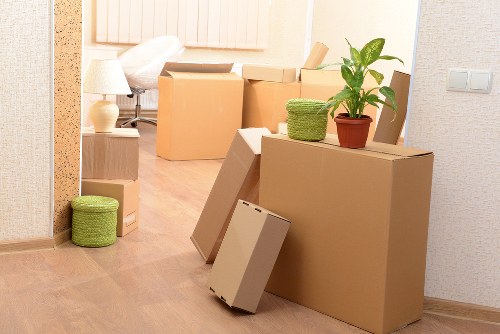 Self storage options in Hackney for moving and renovations