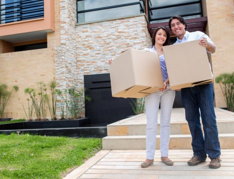 Different moving truck sizes available in Hackney